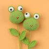 Hand woven - Knitted - Big eyed Frog - Bouquet - Decorations -01.